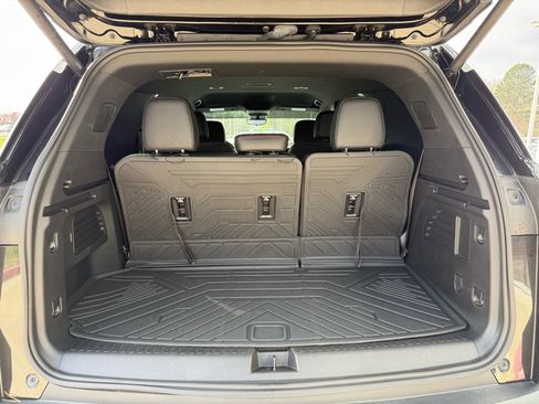 Used 2025 Chevrolet Traverse Z71 w/ Enhanced Driving Package image 26