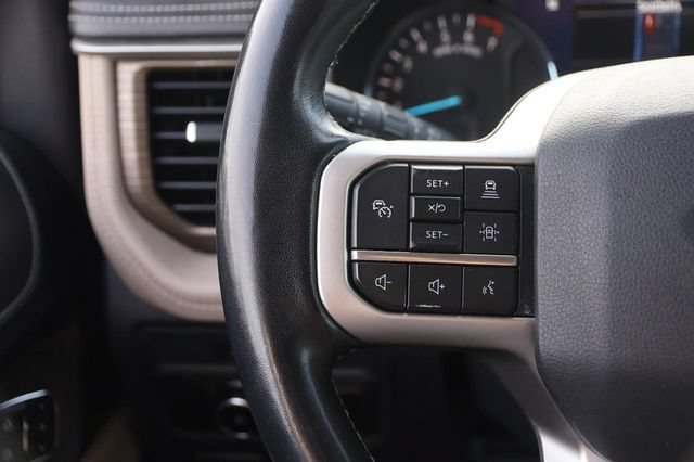 Used 2023 Ford Expedition Limited AWD/4WD image 14