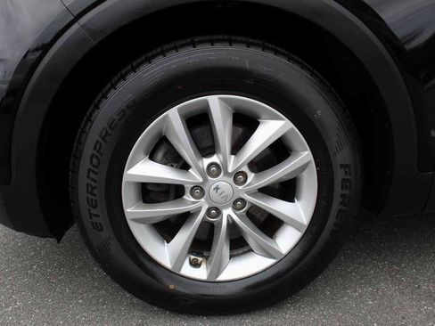 Used 2017 Kia Sorento AWD image 33