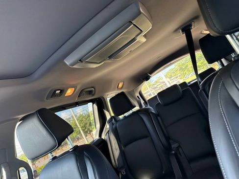Used 2024 Honda Odyssey Touring image 6