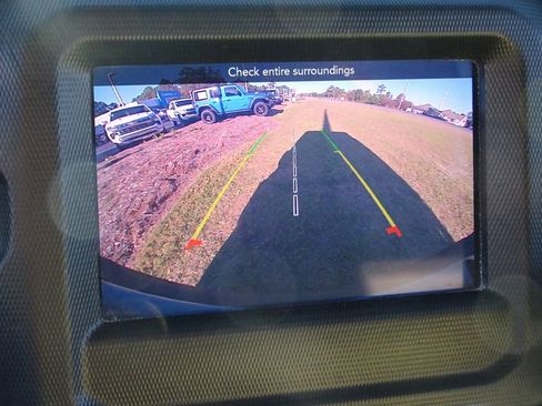 Used 2020 Jeep Wrangler Unlimited Sport image 32