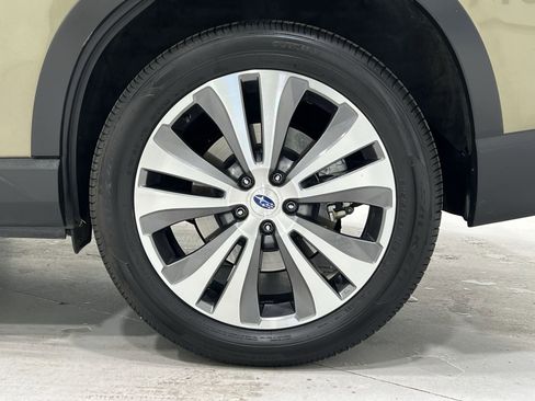 Used 2022 Subaru Ascent Touring image 10