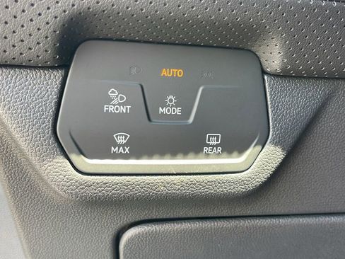 New 2025 Volkswagen Atlas SEL Premium R-Line image 25