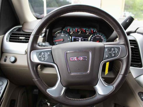 Used 2019 GMC Yukon SLT RWD image 16