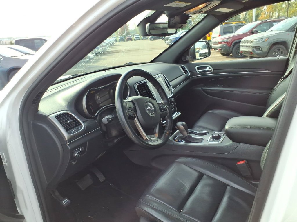 Used 2020 Jeep Grand Cherokee Limited w/ Trailer Tow Group IV AWD/4WD image 9