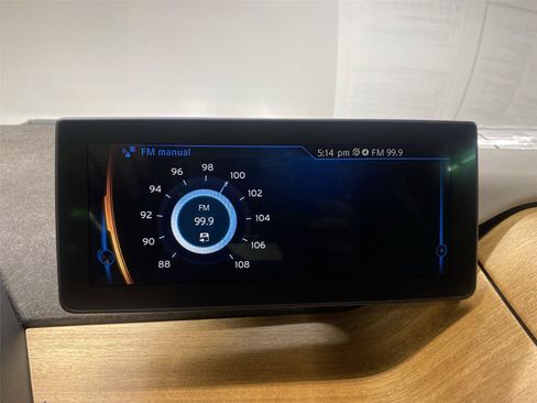 Used 2014 BMW i3 w/ Range Extender RWD image 16