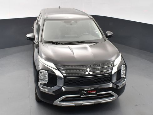 Used 2024 Mitsubishi Outlander SE image 18