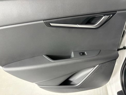 New 2026 Kia Niro LX FWD image 31