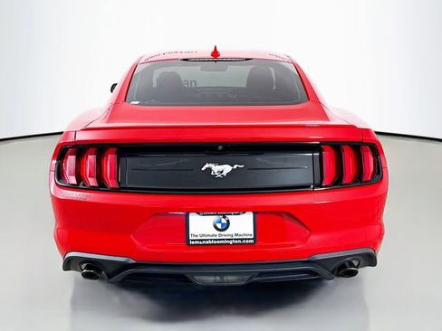 Used 2022 Ford Mustang Premium RWD image 6