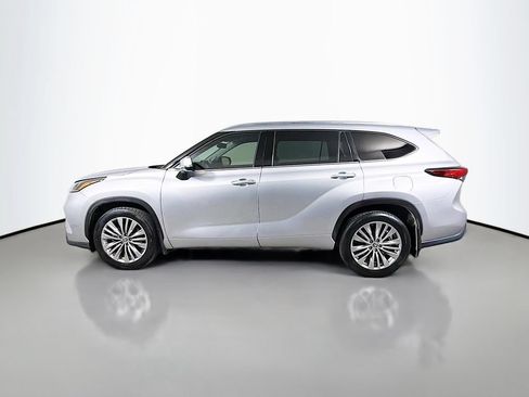 Used 2022 Toyota Highlander Platinum AWD/4WD image 9