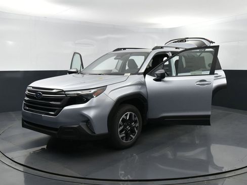 Used 2026 Subaru Forester Premium image 37