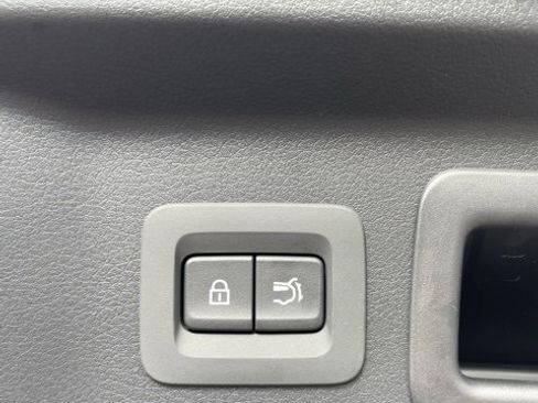 Used 2024 MAZDA CX-90 Plug-In Hybrid w/ Premium Pkg image 10