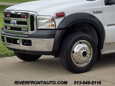 Used 2007 Ford F550 4x4 Super Cab Super Duty image 33