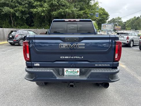Used 2021 GMC Sierra 3500 Denali w/ Denali Ultimate Package AWD/4WD image 4