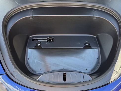 Used 2018 Tesla Model 3 Long Range AWD/4WD image 10