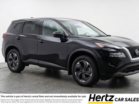 Used 2025 Nissan Rogue SV AWD/4WD image 1