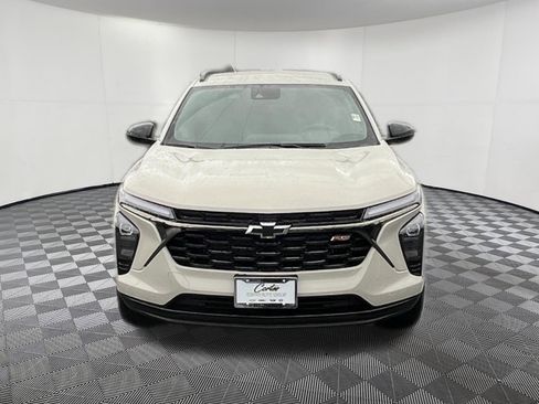 New 2026 Chevrolet Trax RS image 2