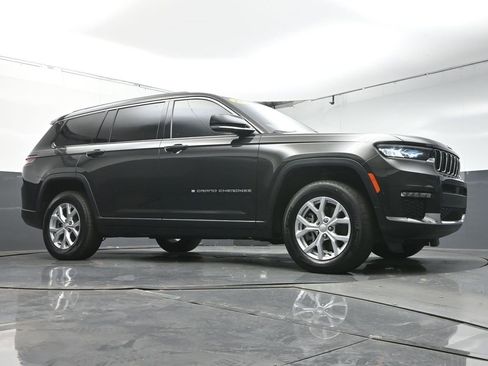 Used 2023 Jeep Grand Cherokee L Limited image 33