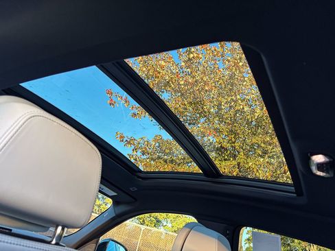 New 2026 BMW X6 xDrive40i image 7