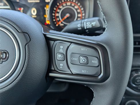 New 2026 Jeep Gladiator Willys image 18