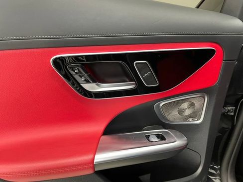 Used 2024 Mercedes-Benz C 300 Sedan image 38