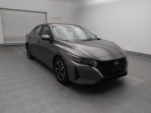 Used 2024 Nissan Sentra SV image 13