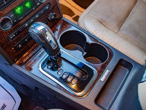 Used 2008 Ford Taurus Limited image 26