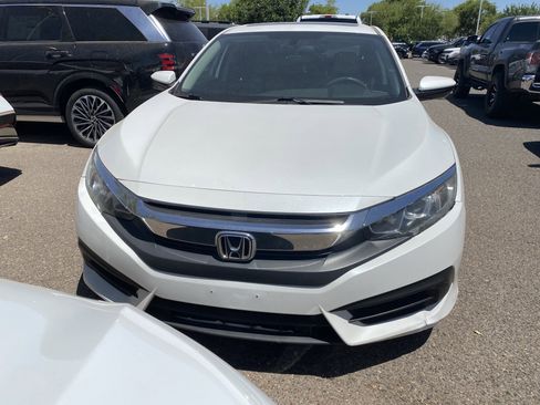 Used 2018 Honda Civic EX image 6