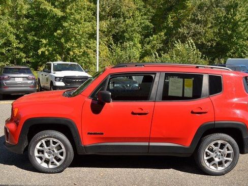 Used 2022 Jeep Renegade Latitude image 5