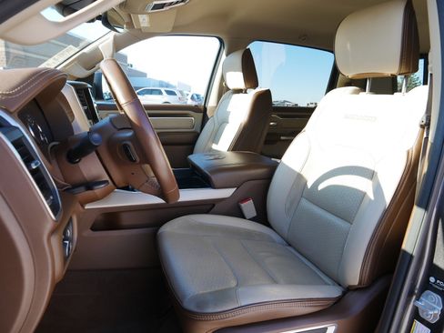 Certified 2021 RAM 1500 Laramie image 34