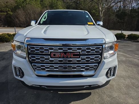 Used 2022 GMC Canyon Denali image 8