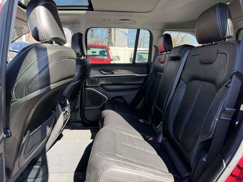 Certified 2022 Jeep Grand Cherokee Limited 4xe AWD/4WD image 19