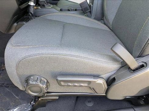 New 2025 Jeep Gladiator Sport AWD/4WD image 4
