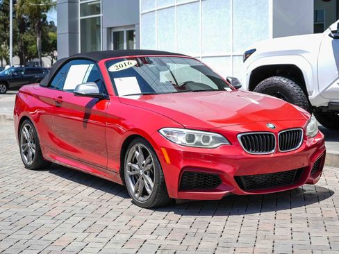 Used 2016 BMW M235i Convertible RWD image 3