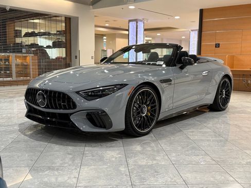 New 2026 Mercedes-Benz SL 63 AMG 4MATIC image 2
