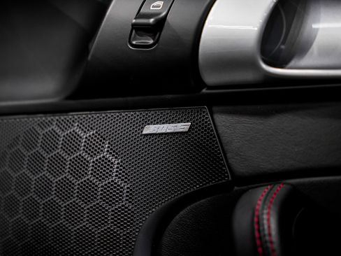 Used 2010 Porsche 911 Carrera S image 18