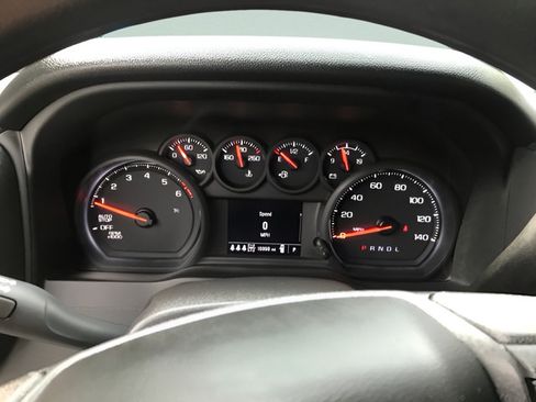 Used 2026 Chevrolet Silverado 1500 Custom Trail Boss w/ LPO, Utility Wall Package AWD/4WD image 14
