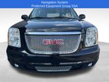 Used 2013 GMC Yukon XL Denali image 2