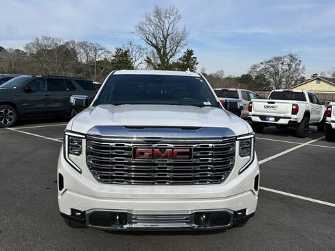 Used 2023 GMC Sierra 1500 Denali w/ Denali Reserve Package image 2