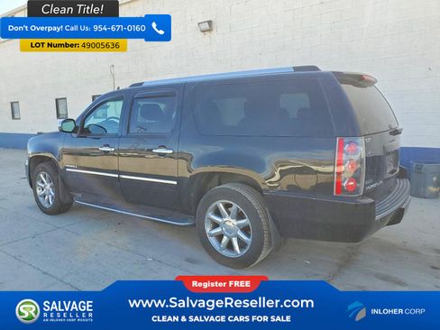 Used 2011 GMC Yukon XL Denali image 3