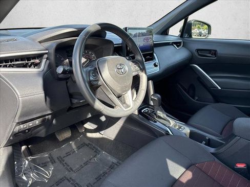 Used 2025 Toyota Corolla Cross AWD Hybrid image 8