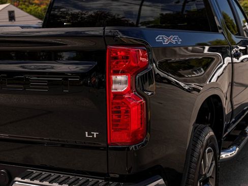 Used 2025 Chevrolet Silverado 1500 LT image 41