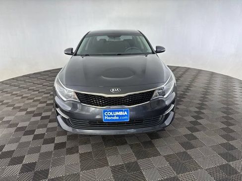 Used 2017 Kia Optima LX w/ Option Group 014 FWD image 3