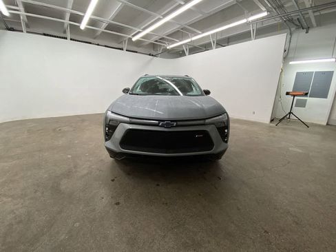 Used 2024 Chevrolet Blazer EV RS image 9