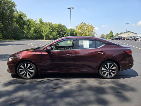 Used 2023 Nissan Sentra SV w/ SV Premium Package FWD image 5