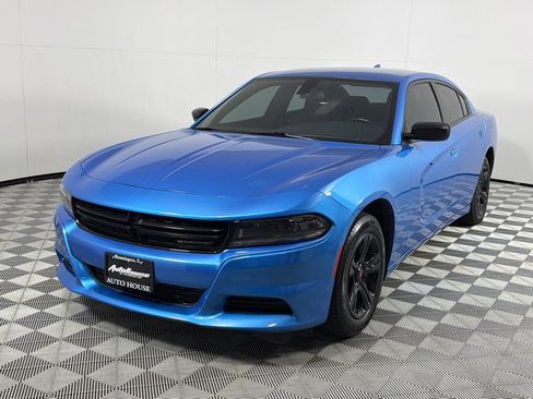 Used 2023 Dodge Charger SXT RWD image 10