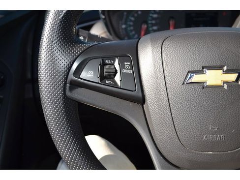 Used 2021 Chevrolet Trax LT image 15