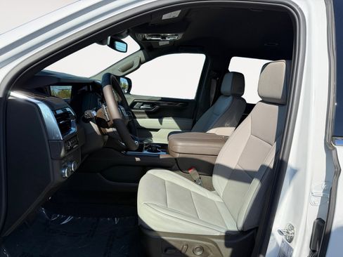 New 2026 GMC Yukon Elevation AWD/4WD image 10