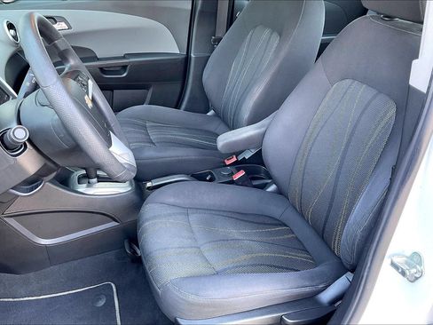 Used 2018 Chevrolet Sonic LT FWD image 19