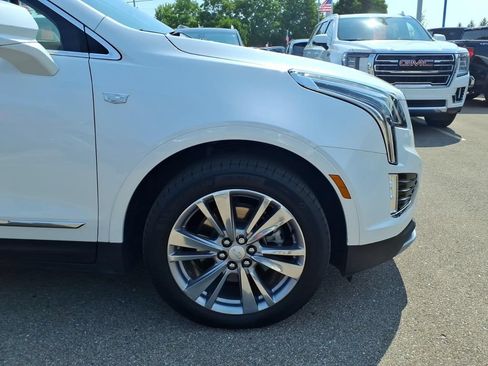 Used 2024 Cadillac XT5 Premium Luxury w/ LPO, Floor Liner Package AWD/4WD image 25